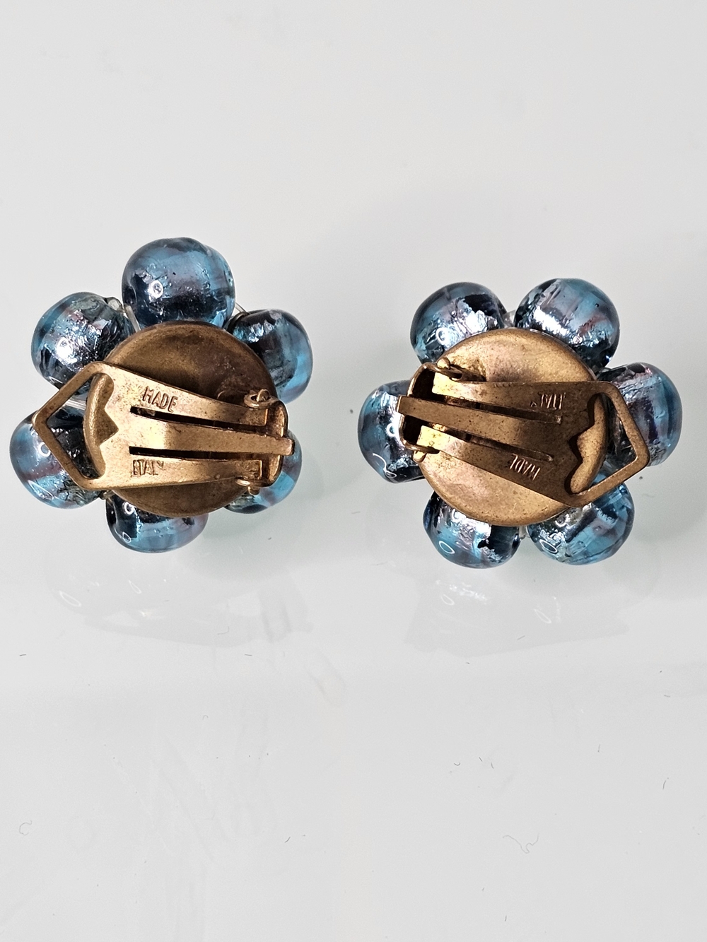 Vintage Blue Beaded Cluster Clip Earrings 1960s-70s Made in Italy - Picture 5 of 11